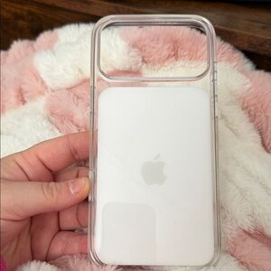 Apple Clear Case with White MagSafe 17 Pro Max